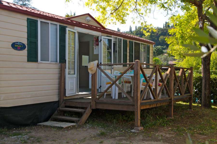 Camping Gardasøoen med stacaravan med terrasse 3